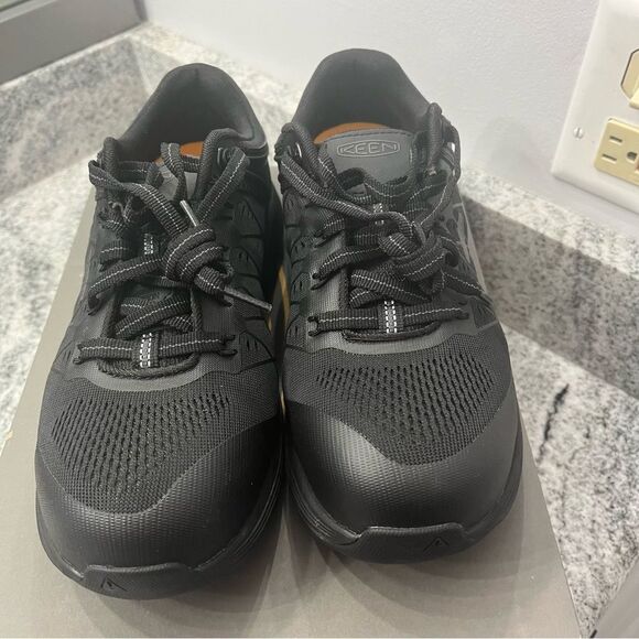 KEEN Utility Women's Vista Energy Low Height Composite Toe Industrial Work Shoe - Picture 3 of 6